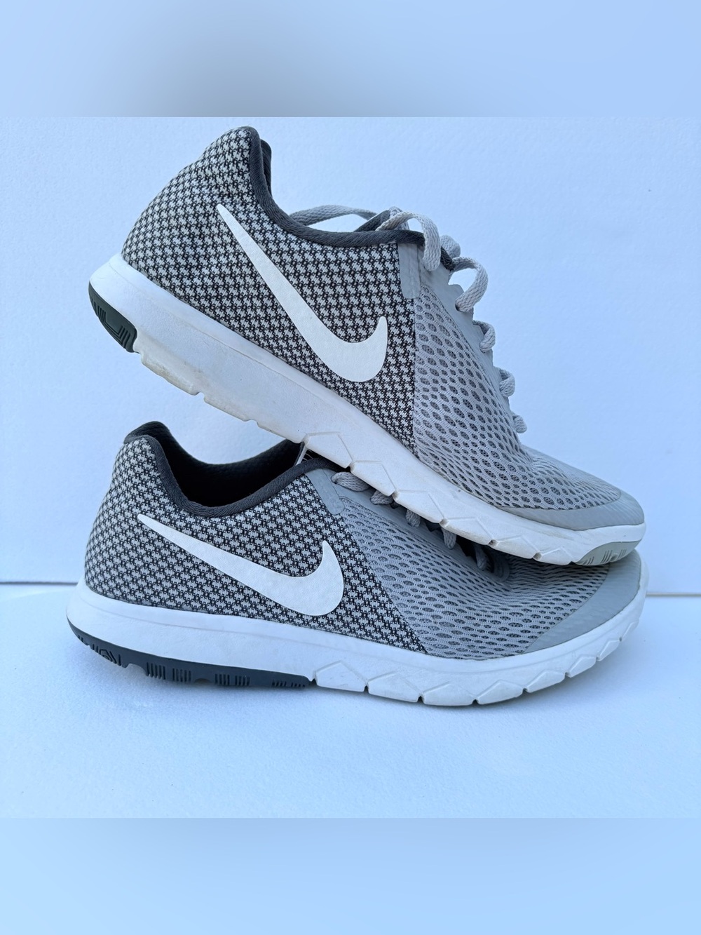 Nike Grey Tennis Shoes women’s size 6